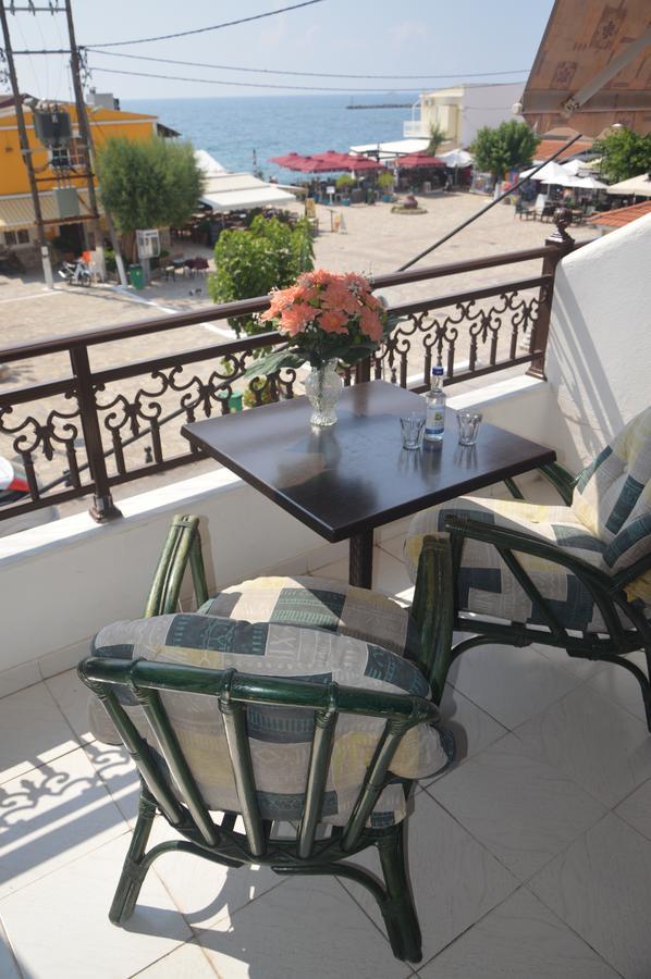 Friendly Studios Ирайон Екстериор снимка